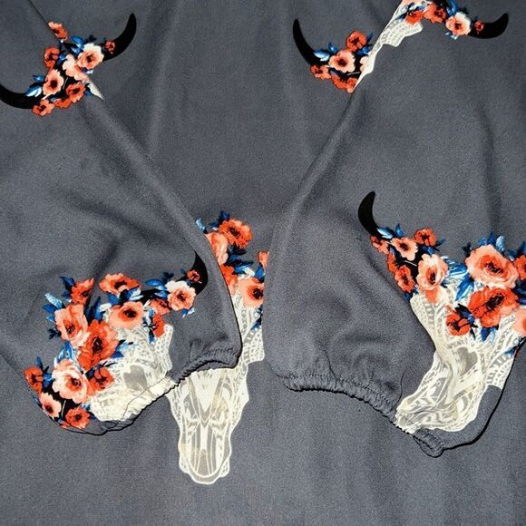 ALTAR’D STATE Flowy Top - Picture 5 of 6